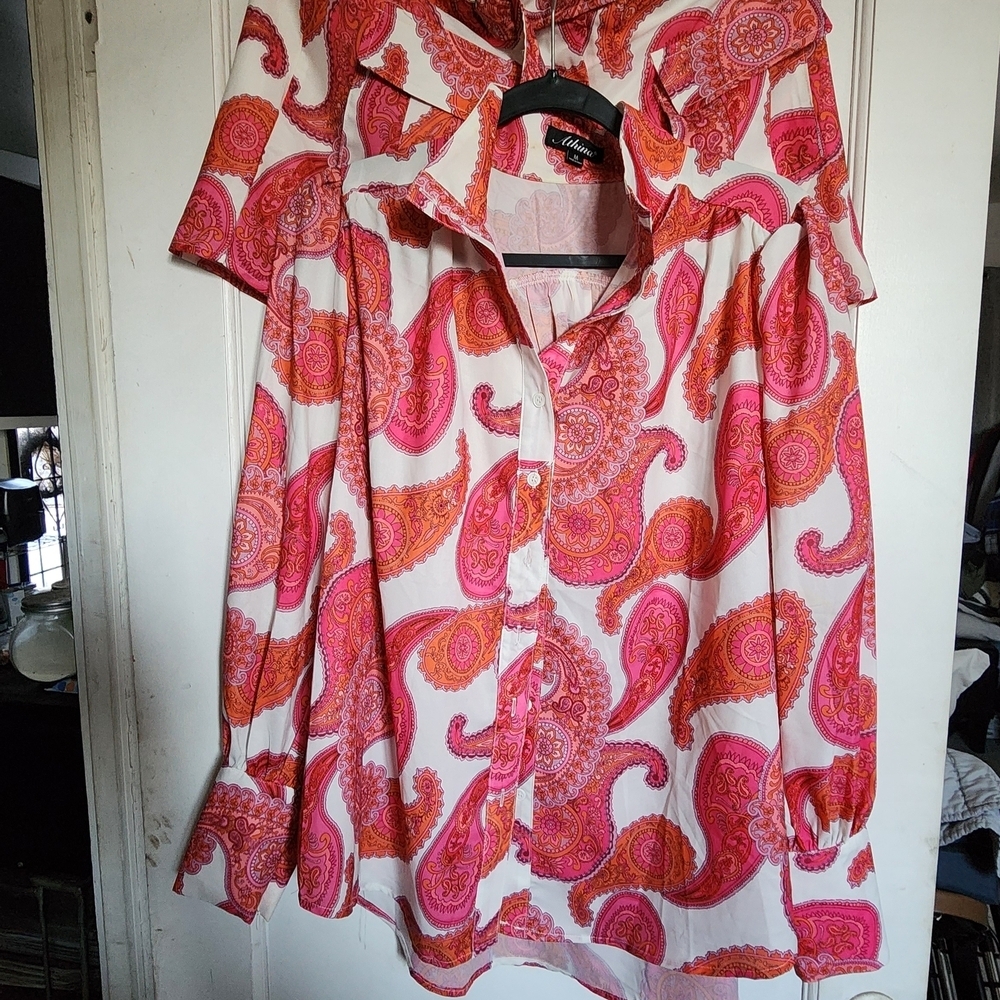 Allthina Pink and Orange Paisley 2 Piece Short Set